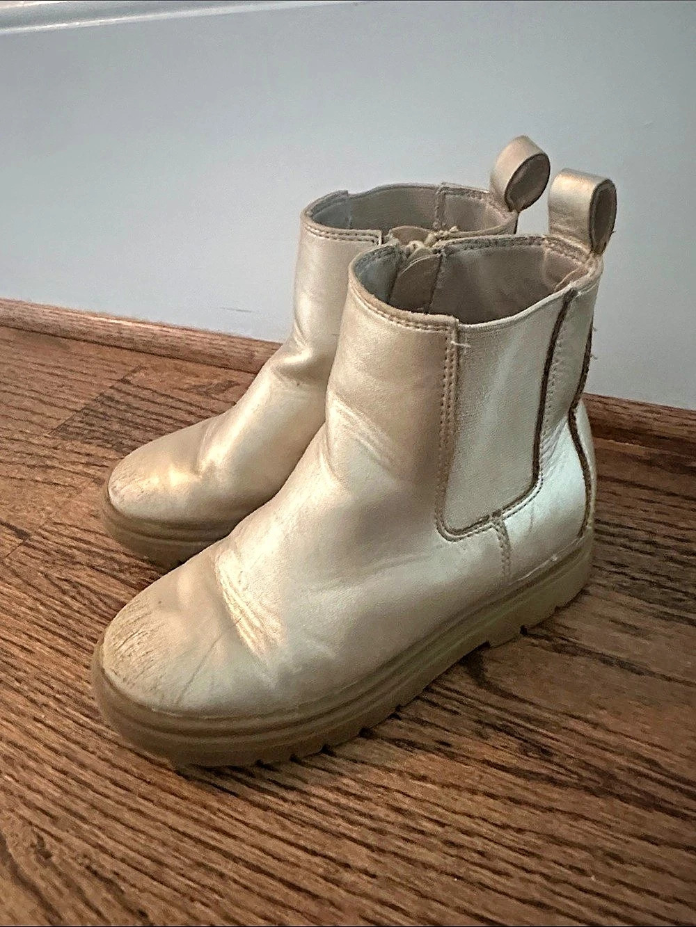 Gap Shiny Faux-Leather Chelsea Boots for Toddler Girls Gold